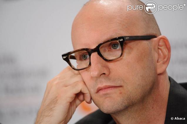 Steven Soderbergh (photo) dirigera Michael Douglas dans la peau de l'icône gay Liberace