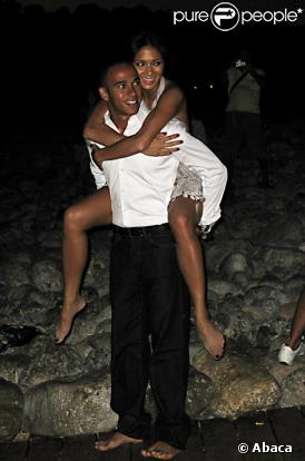 Nicole Scherzinger et Lewis Hamilton à Ibiza en août 2008   