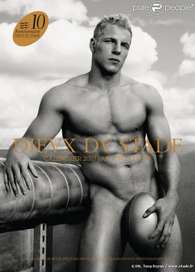 James Haskell en couverture du calendrier des Dieux du Stade