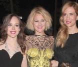 Drew Barrymore, Ellen Page et Kristen Wiig lors de la première de son film Whip It lors du Festival de Toronto