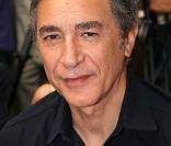 Richard Berry sera l'invité de  Panique dans l'oreillette  ce mercredi sur France 2.