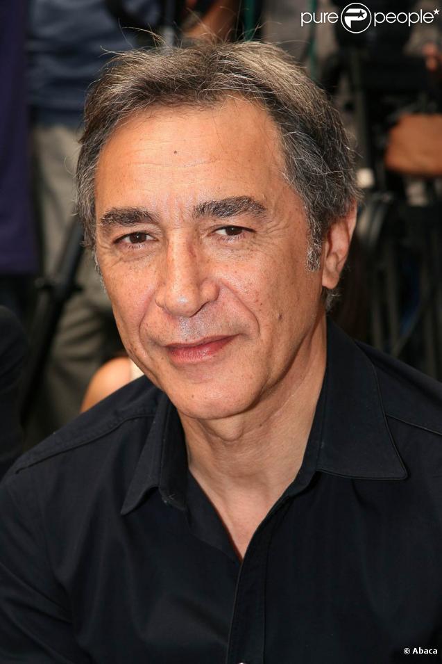 Richard Berry sera l'invité de  Panique dans l'oreillette  ce mercredi sur France 2.