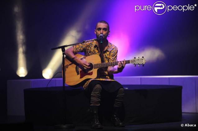 Soan est la  Nouvelle Star  2009... Son single n'en est pas la meilleure preuve !