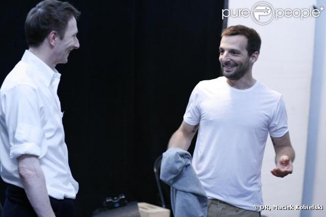 Dans les coulisses de la campagne Uniqlo avec Mathieu Kassovitz 