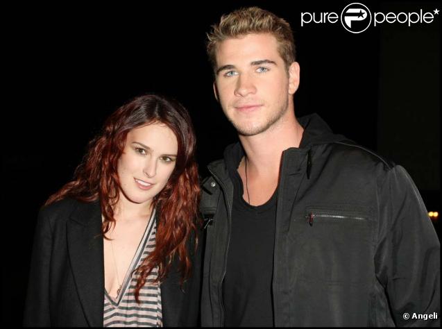 Rumer Willis et Liam Hemsworth à la soirée de lancement de Foxtel à Sydney le 29 septembre 2009