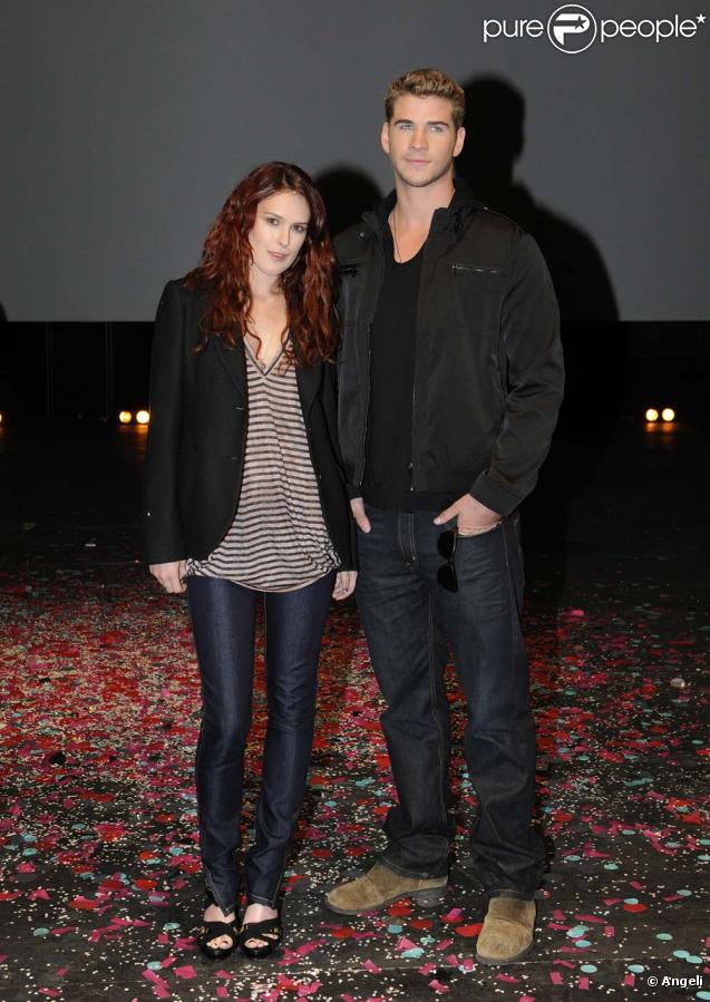 Rumer Willis et Liam Hemsworth à la soirée de lancement de Foxtel à Sydney le 29 septembre 2009