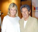  Philippe Gildas et sa femme Maryse à la première du téléfilm  Mourir d'aimer  le 29 septembre à Paris, au cinéma L'Arlequin. 