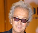  Luc Plamondon à la première du téléfilm  Mourir d'aimer  le 29 septembre à Paris, au cinéma L'Arlequin. 