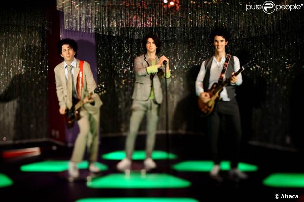 Les Jonas Brothers viennent d'obtenir leurs statues au musée Madame Tussaud de Los Angeles !