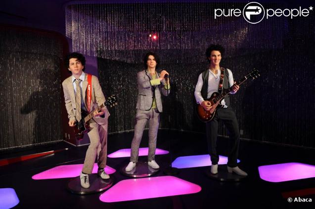 Les Jonas Brothers viennent d'obtenir leurs statues au musée Madame Tussaud de Los Angeles !