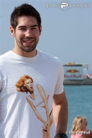 Nikola Karabatic lors de l'événement Flugtag Red Bull à Marseille le 27 septembre 2009