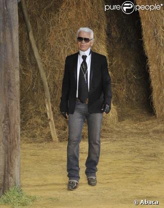 Karl Lagerfeld présente la collection Chanel. 06/10/09 