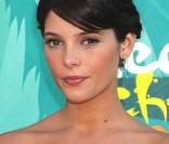 La piquante Ashley Greene irradie les tapis rouges !