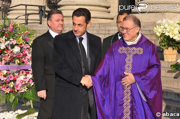 Le Président Sarkozy aux obsèques d'Henri Salvador, samedi 16 février 2008, en l'église de la Madeleine