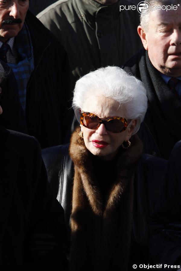  Mme Paulette Coquatrix aux obsèques d'Henri Salvador, samedi 16 février 2008, en l'église de la Madeleine