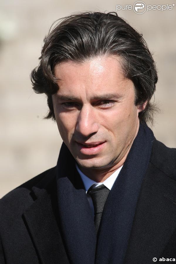 Laurent Solly, de TF1, aux obsèques d'Henri Salvador, samedi 16 février 2008, en l'église de la Madeleine