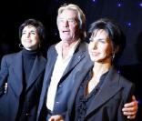 Alain Delon, ravi, à l'inauguration de la statue de Rachida Dati, au musée Grévin. 13 octobre 2009