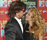 Paulina Rubio et Nicolas Colate à l'occasion de la soirée Los Premios MTV, le 15 octobre 2009, aux studios Universal de Los Angeles.