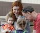 Marcia Cross : Balade avec ses deux adorables jumelles et son mari... qui va mieux !
