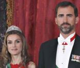 Le prince Felipe d'Espagne et son épouse Letizia, le Président du Liban Michel Suleiman, sa femme Wafaa, leur fille Rita ainsi que son mari Wissam Baroudy lors du gala organisé par le Roi Juan Carlos et son épouse la Reine Sofia en l'honneur du Prési