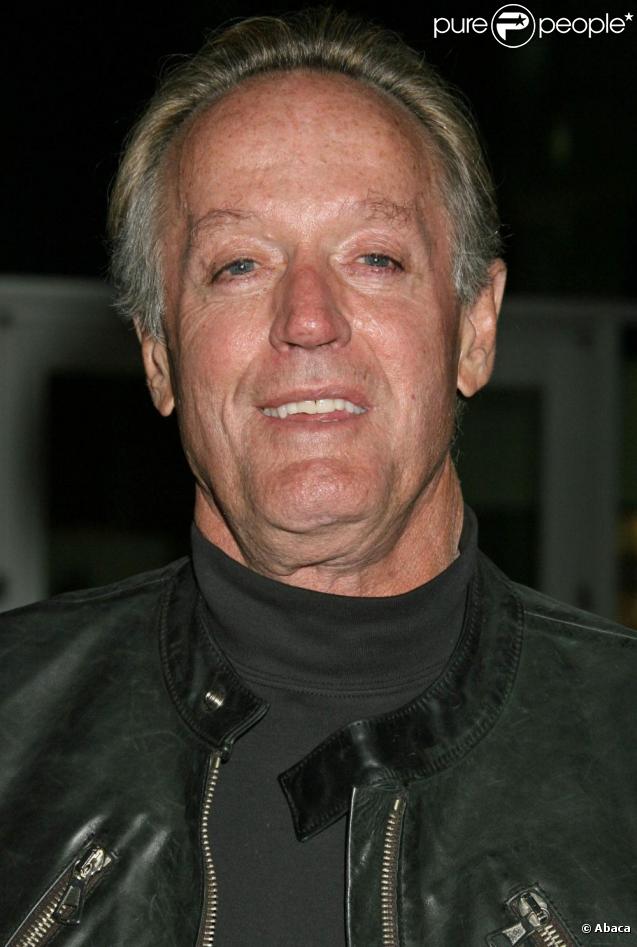 Peter Fonda arrive à la projection de One Peace at a Time, à Hollywood. 21/10/09
