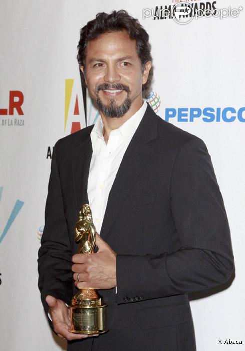 Benjamin Bratt reçoit un Alma Award en septembre 2009 
