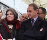 Agnès Jaoui et Bertrand Delanoë lors de l\'inauguration de la place et du square Léo Ferré. Paris, le 24 octobre 2009