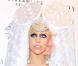 Lady Gaga se transforme en... Lady Papa !