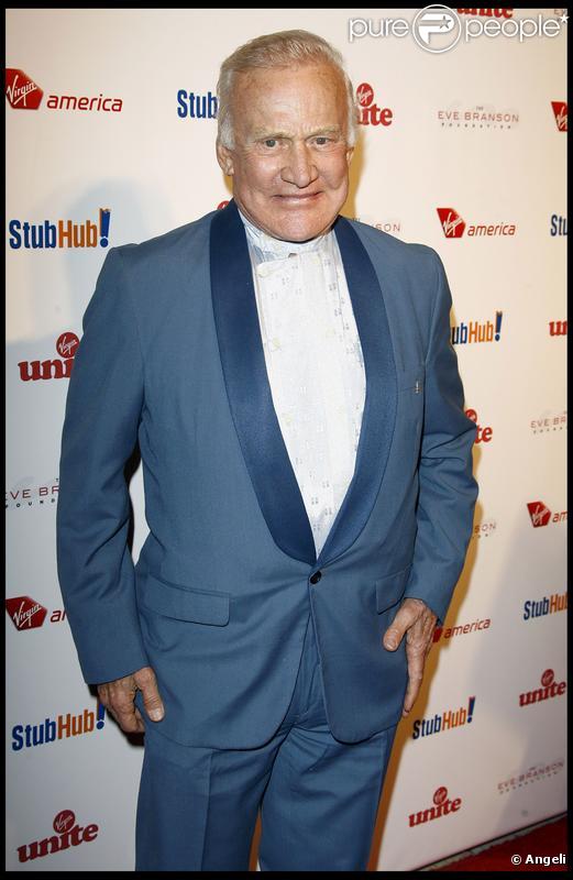 Buzz Aldrin lors de la soirée de charité Rock the Kasbah au profit de Virgin Unite et de la fondation de Eve Branson à Los Angeles le 26 octobre 2009