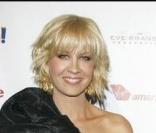 Jenna Elfman, enceinte, lors de la soirée de charité Rock the Kasbah au profit de Virgin Unite et de la fondation de Eve Branson à Los Angeles le 26 octobre 2009