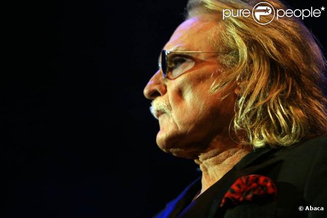 Christophe en concert à la Fiesta des Suds, le 24 octobre 2009