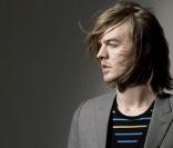 Thierry Amiel effectue son retour avec le single  Où vont les histoires ? 