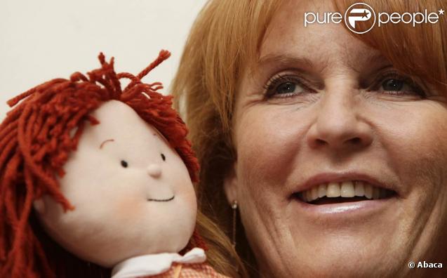 La duchesse d'York Sarah Ferguson a vendu les droits de ses livres pour une adaptation télé. Photocall à Londres le 23 octobre 2009
