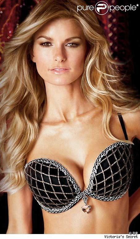 Marisa Miller pour la campagne Victoria's Secret avec son soutien-gorge à 3 millions de dollars