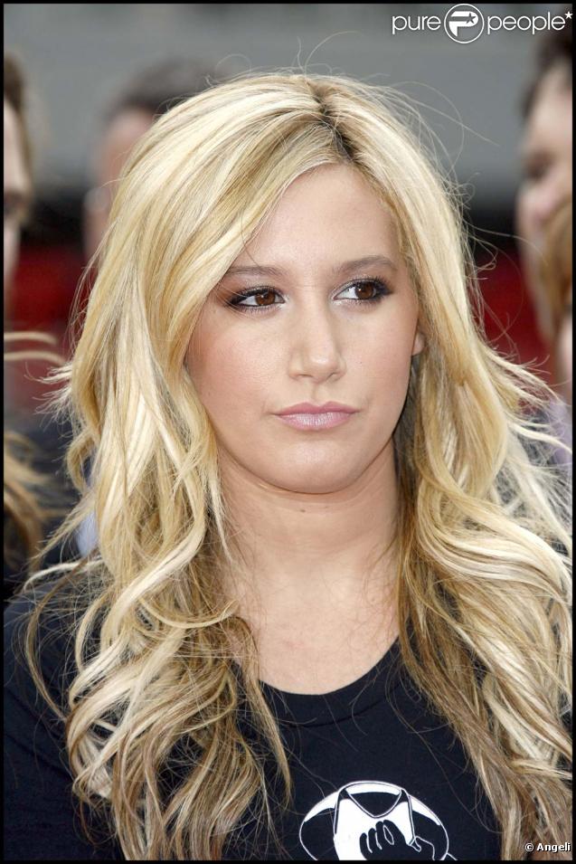 Ashley Tisdale à l'avant-première de This is it à Los Angeles, le 27 octobre 2009. 
