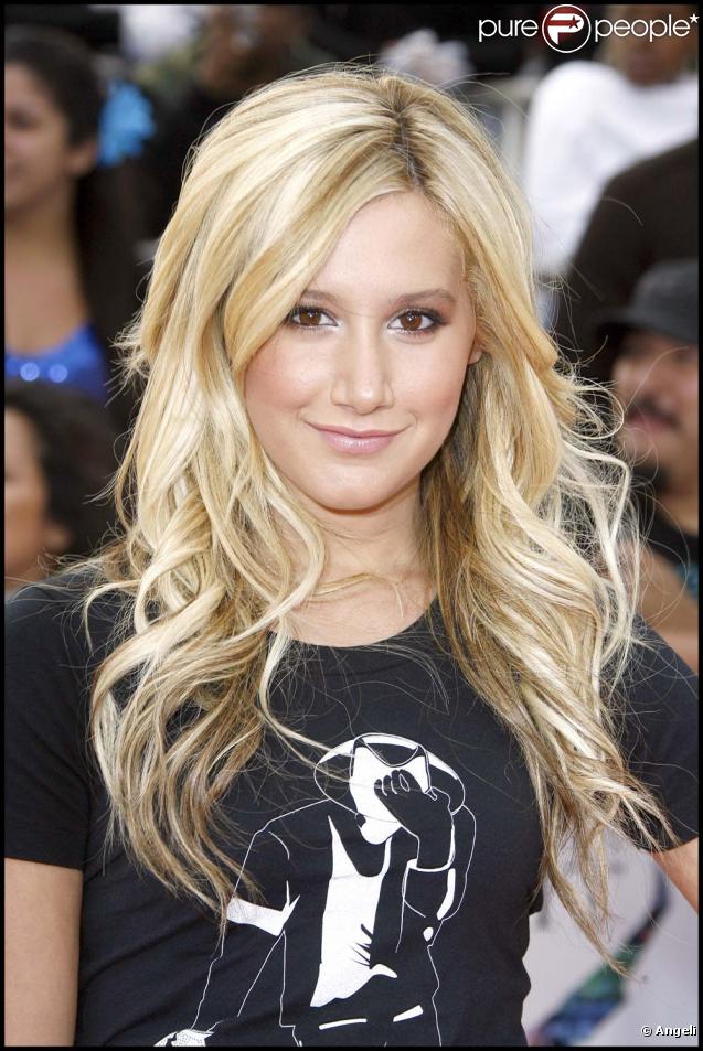 Ashley Tisdale à l'avant-première de This is it à Los Angeles, le 27 octobre 2009. 
