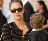 Jessica Alba et Honor dans les rues de Los Angeles