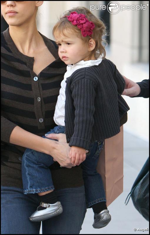Jessica Alba et Honor dans les rues de Los Angeles