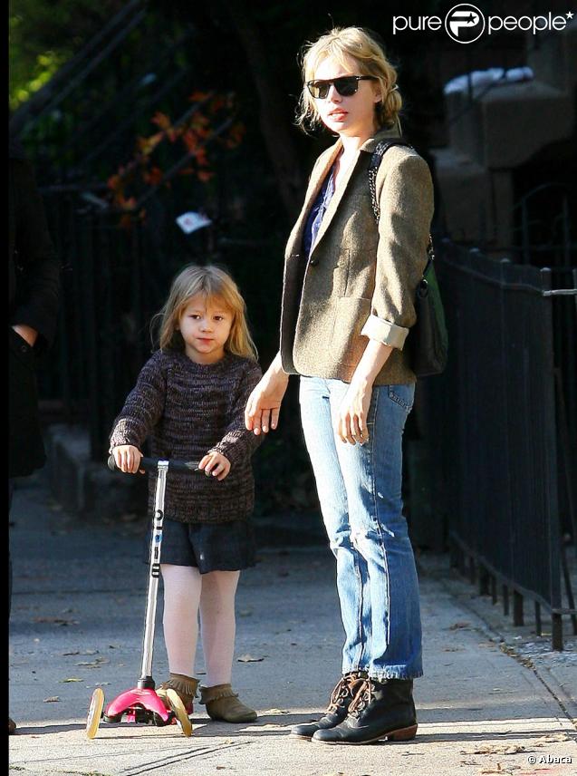 Michelle Williams et Matilda dans les rues de New York le 30 octobre