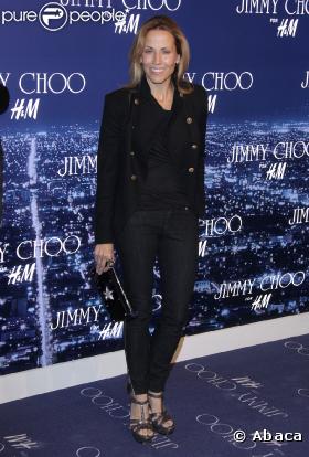La chanteuse Sheryl Crow  assistait hier à la soirée de lancement de la collection Jimmy Choo pour H&amp;M.