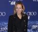 La chanteuse Sheryl Crow  assistait hier à la soirée de lancement de la collection Jimmy Choo pour H&amp;M.  