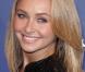 Hayden Panettiere, toujours aussi souriante,  s'affichait hier à la soirée de lancement de la collection Jimmy Choo pour H&amp;M.  
