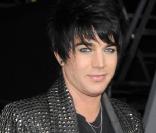 Adam Lambert à la première de 2012 à Los Angeles le 3/11/09