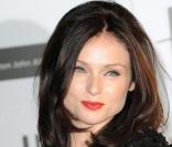 Sophie Ellis-Bextor à la soirée Emerald Ball au magasin Harrod's de Londres le 5/11/09