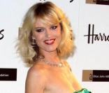 Eva Herzigova à la soirée Emerald Ball au magasin Harrod's de Londres le 5/11/09 