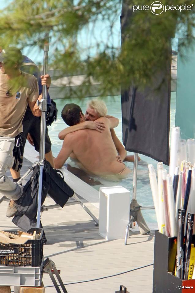 Paul Sculfor en charmante compagnie, à l'occasion du tournage de  Di Di Hollywood , de Bigas Luna, à Madrid, en octobre 2009.