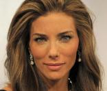 Jennifer Flavin Stallone, top model et épouse de Sylvester Stallone, présente sa gamme de produits de beauté Serious Skin Care à Düsseldorf le 7 novembre 2009