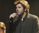Patrick Fiori : Il fait son cinéma sur scène... avec une fan !