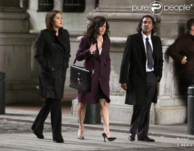 Naveen Andrews troque la série  Lost  pour  New York Unité Spéciale  le temps d'un épisode : il retrouve la sublime Mariska Hargitay, vendredi 13 novembre, pour le tournage de ses scènes.