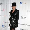 Sharon Stone : Superbe ! Elle sort le grand jeu pour son ami Elton John... en forme !